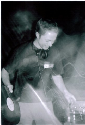 DJ