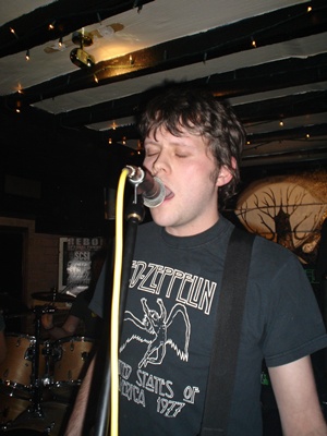 Simon Messenger